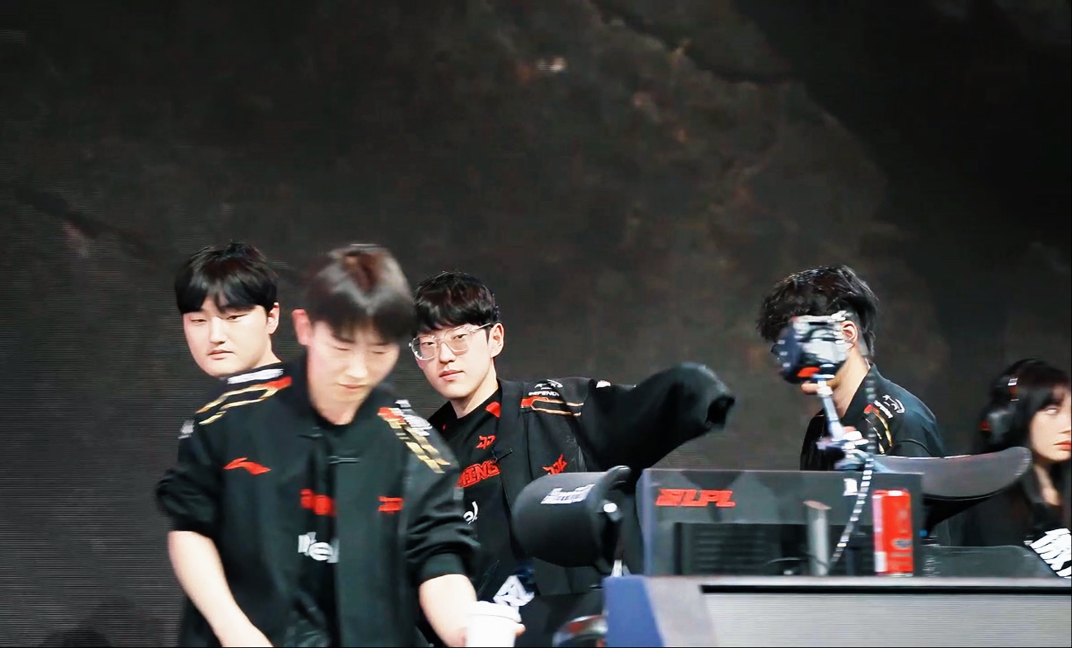 开云(中国)-领先优势明显引发热议！，Scout在C9比赛中晋级下一阶段全场沸腾不已-开云(中国)